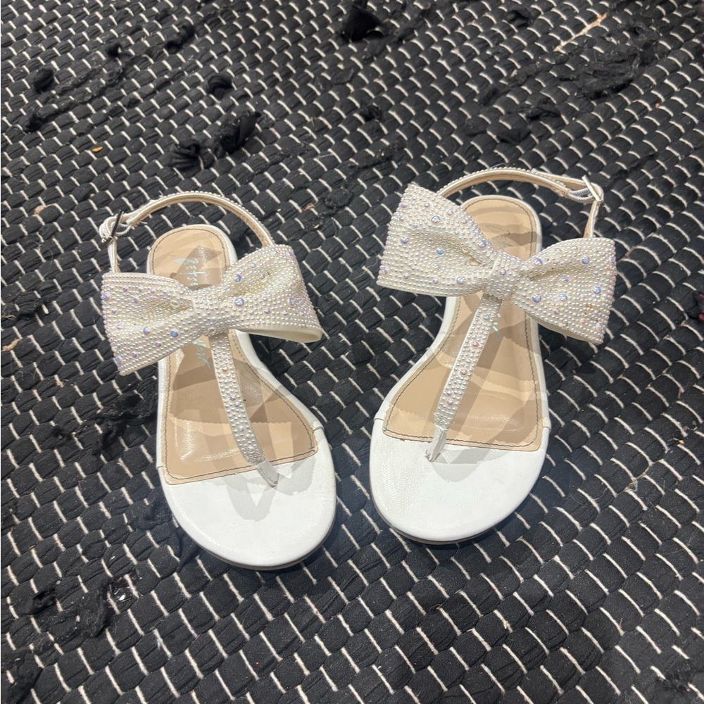 Betsey Johnson Kids Shoes with White Bow